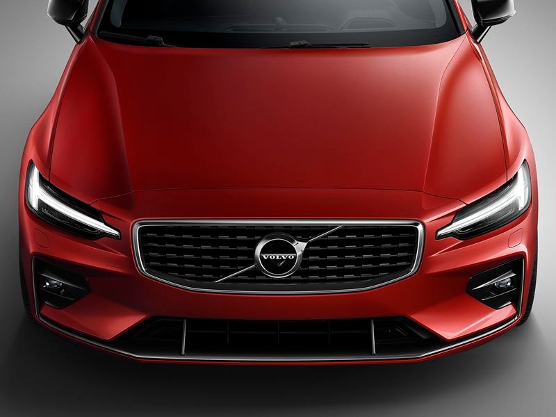 01 Volvo S60 (1)