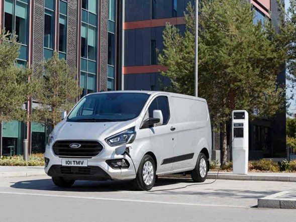 Ford Transit Custom Plug In Hybrid Iperauto Furgone Elettrico L